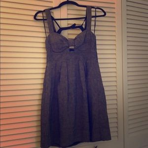 Trina Turk Size 4 cocktail dress with built in bra